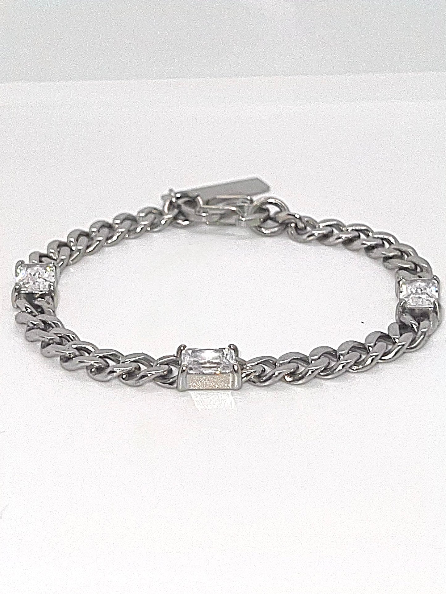 MODRN LINK BRACELET