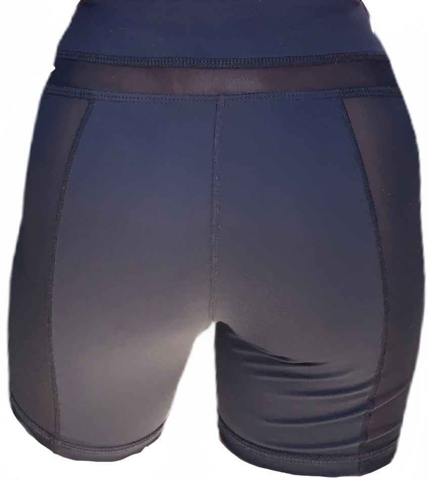 Biker shorts with online mesh